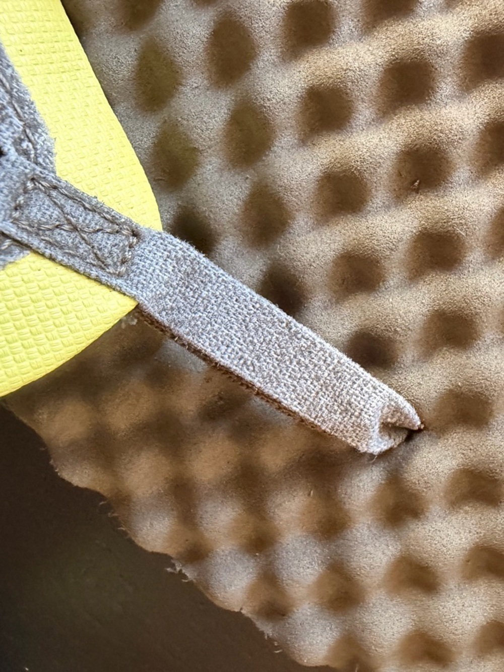 The North Face wedged yellow Strap Textured Foam Sandal size 10 - Picture 12 of 14